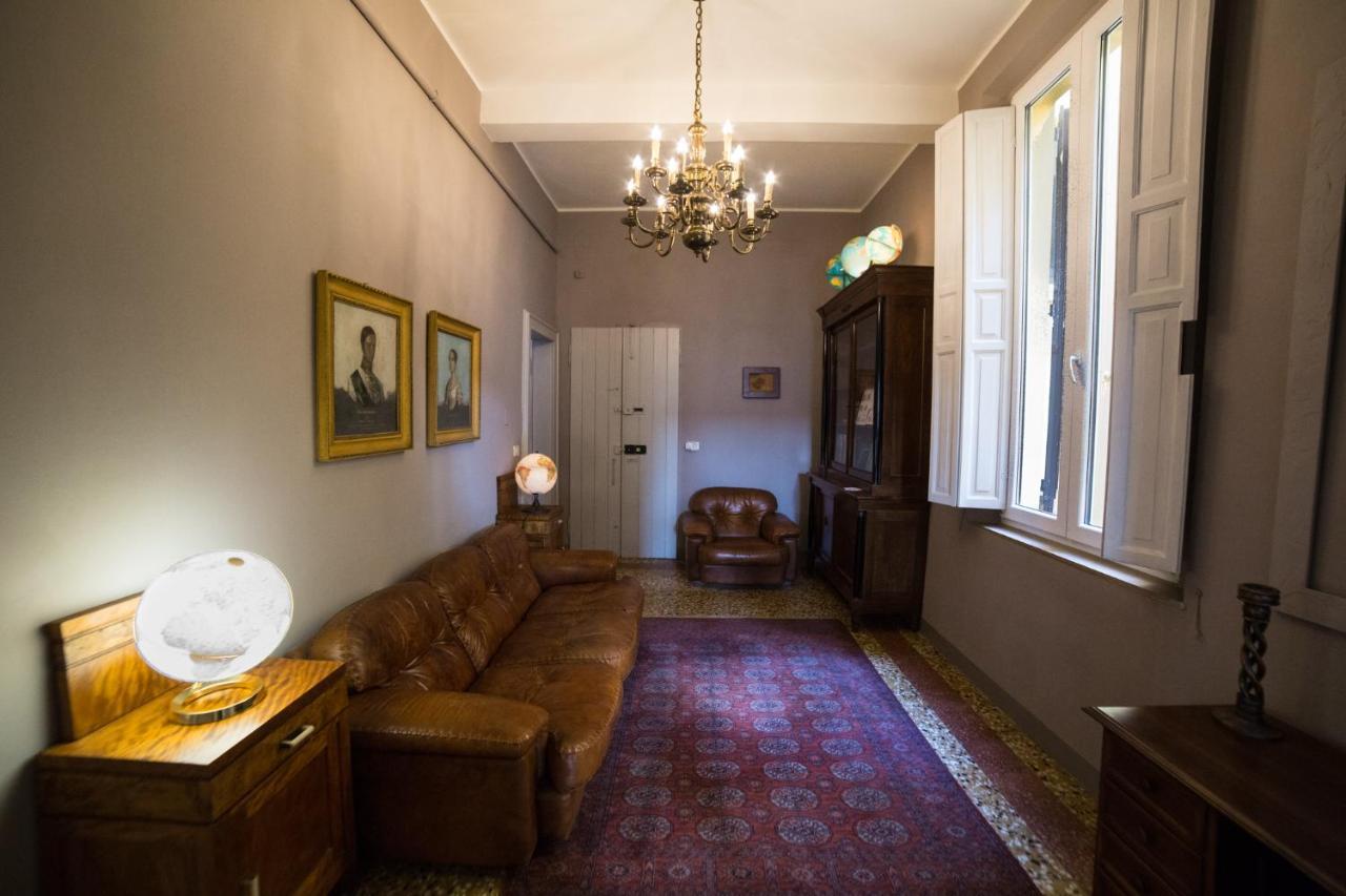 مودينا Casa Mappamondo المظهر الخارجي الصورة